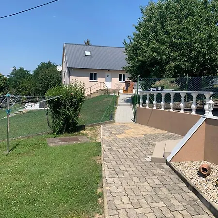 Hibiskus Appartementhaus * Cserszegtomaj