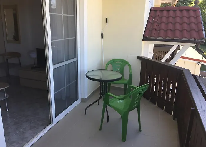 Hibiskus Appartementhaus * Cserszegtomaj